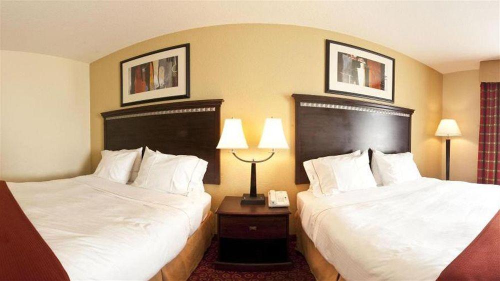 Holiday Inn Express Hotel & Suites Clewiston By Ihg Esterno foto